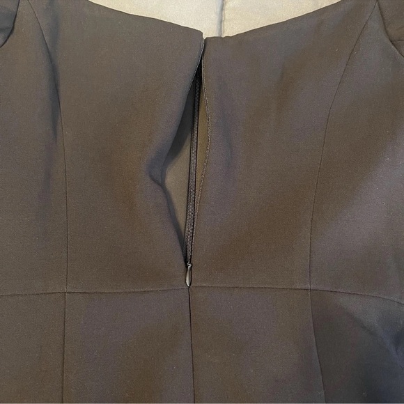 NWT Tuckernuck Black Off the Shoulder Alva Midi Sheath Dress Size 4 Formal Chic - Picture 7 of 12